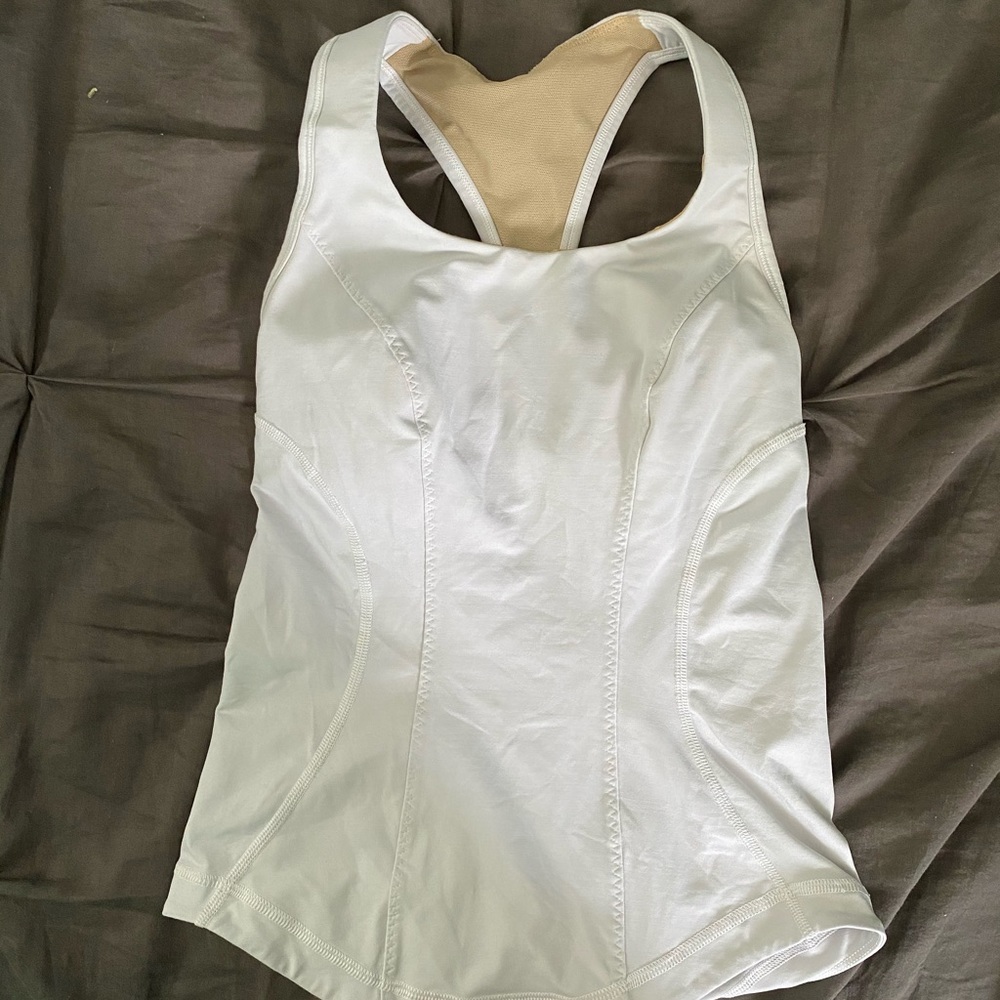 Lululemon tank